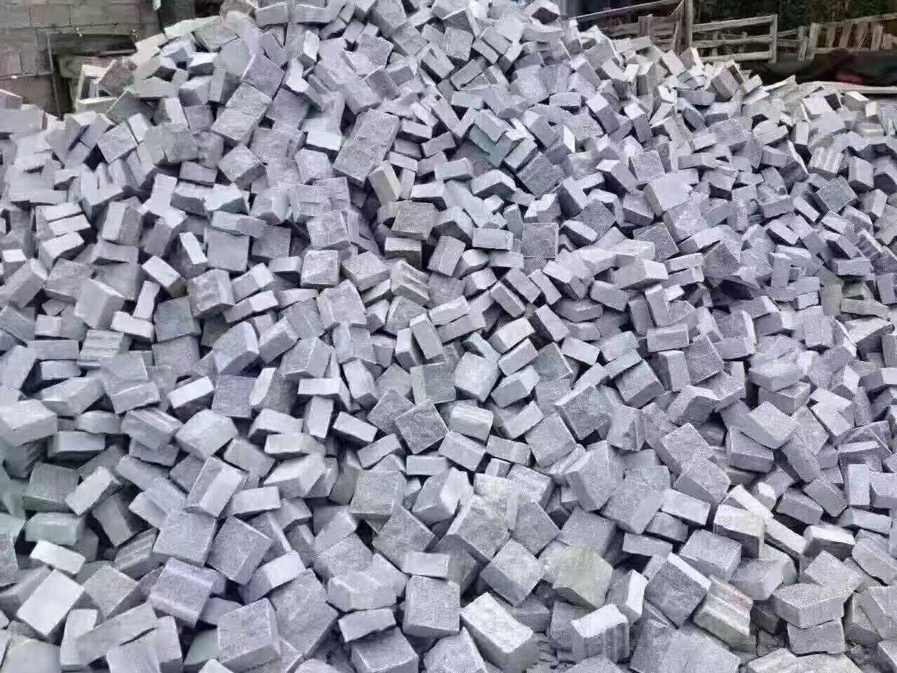 芝麻黑马蹄石